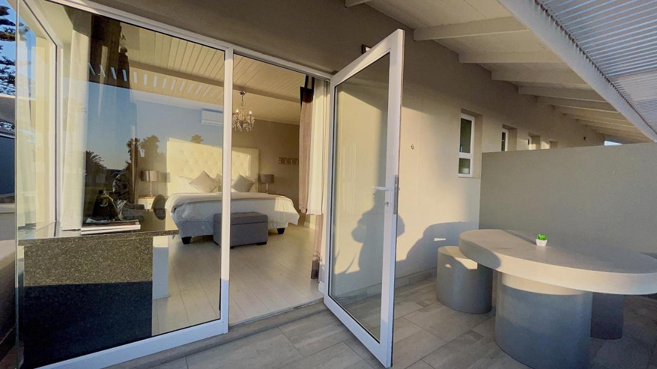 Aha! Cheers Guesthouse 拾间-海 Walvis Bay Exterior photo