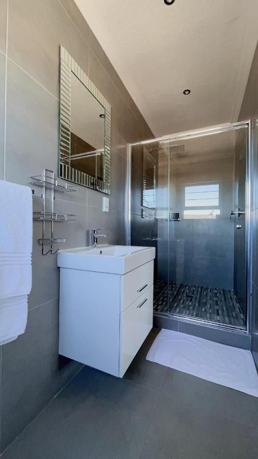 Aha! Cheers Guesthouse 拾间-海 Walvis Bay Exterior photo